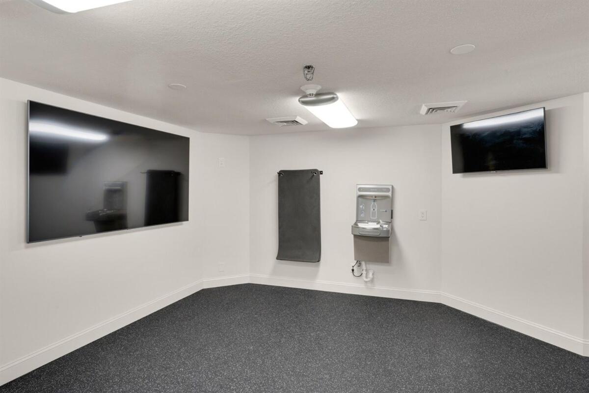 Apartment Calypso 209e 2nd Floor Corner Unit 2 Bedroom Direct Front