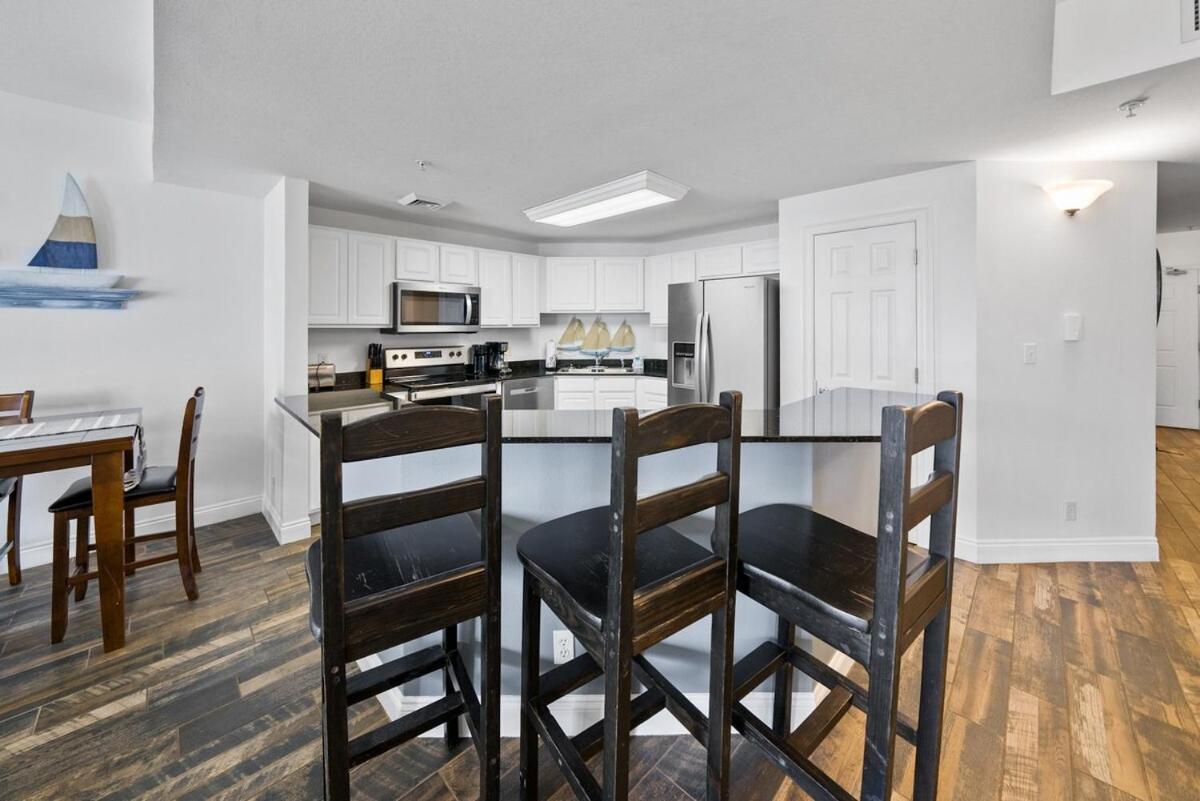 Apartment Calypso 209e 2nd Floor Corner Unit 2 Bedroom Direct Front *